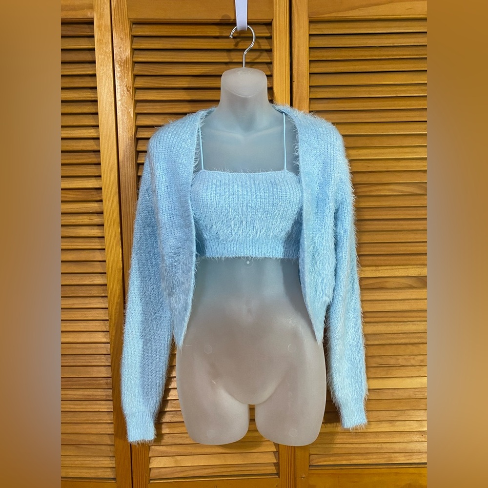 NWOT 2-pc Forever 21 top and sweater